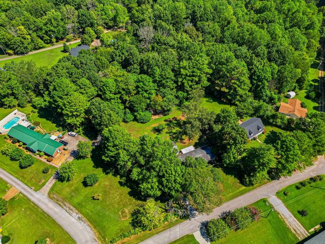 739 Scoutview Rd, Ashland City, TN 37015