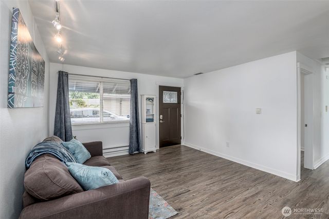 11811 SE 318th Place, Auburn, WA 98092