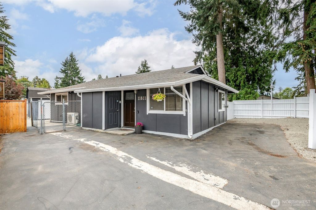 11811 SE 318th Place, Auburn, WA 98092