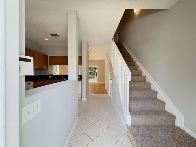 5035 Palmbrooke Circle, West Palm Beach, FL 33417