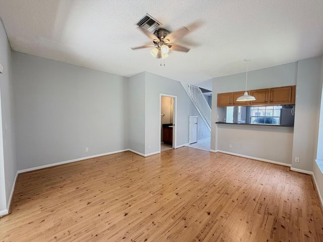 5035 Palmbrooke Circle, West Palm Beach, FL 33417