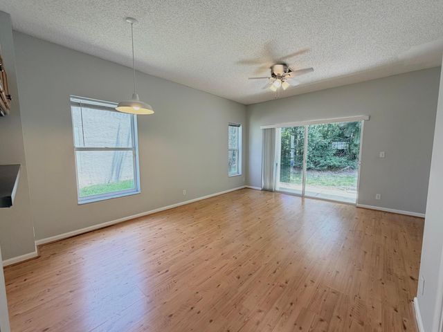 5035 Palmbrooke Circle, West Palm Beach, FL 33417