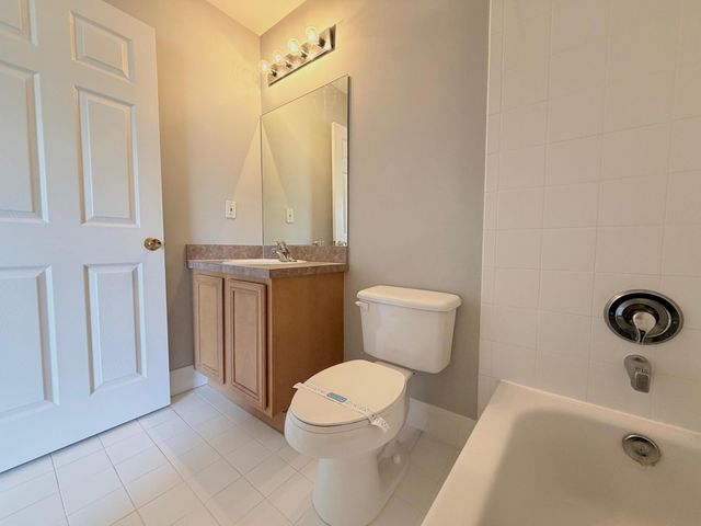 5035 Palmbrooke Circle, West Palm Beach, FL 33417