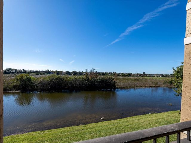 11700 SW 2nd St 13202, Pembroke Pines, FL 33025