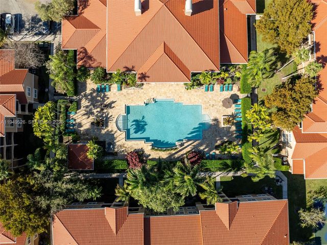 11700 SW 2nd St 13202, Pembroke Pines, FL 33025