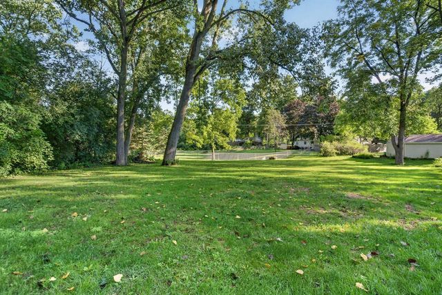 4936 Deerwood DRIVE, Mount Pleasant, WI 53406