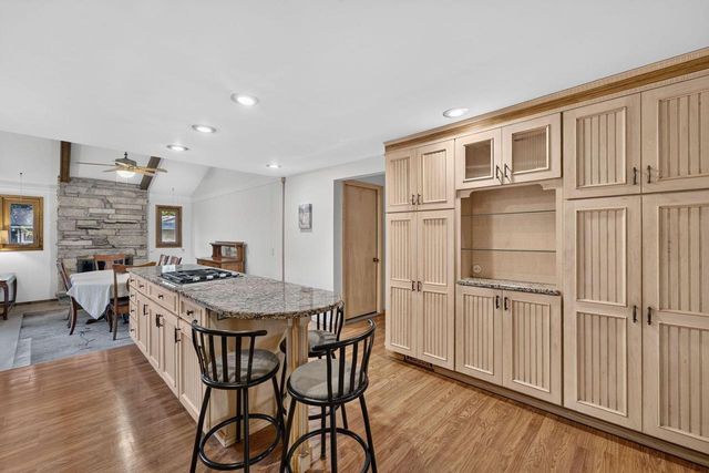 4936 Deerwood DRIVE, Mount Pleasant, WI 53406