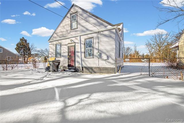 8294 Rosemont Avenue, Detroit, MI 48228