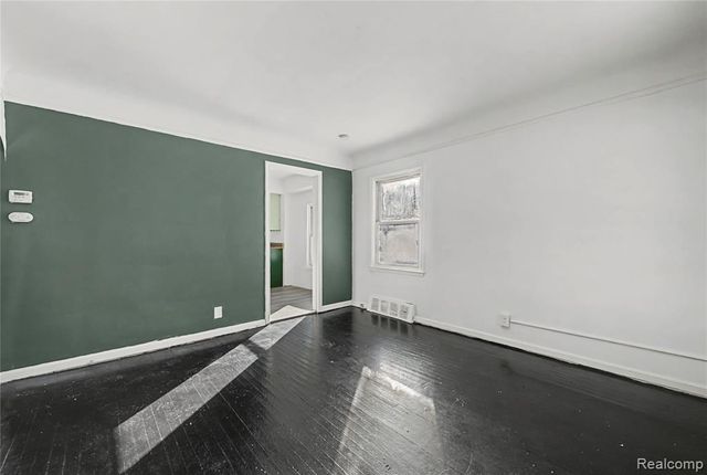 8294 Rosemont Avenue, Detroit, MI 48228