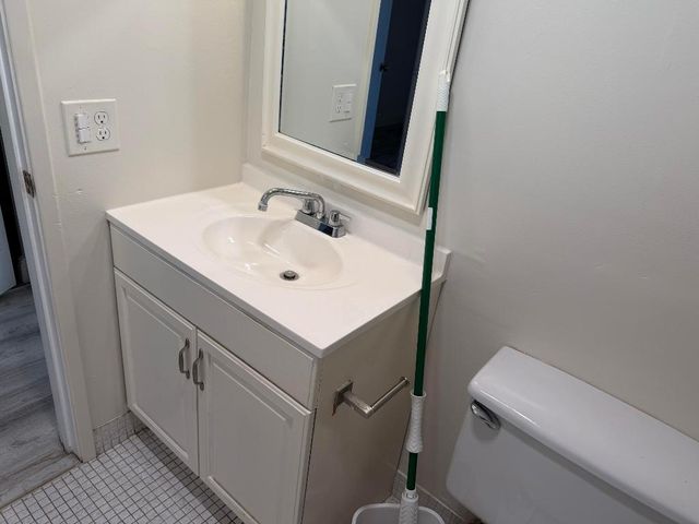 400 Village Green Circle W 304, Palm Springs, FL 33461