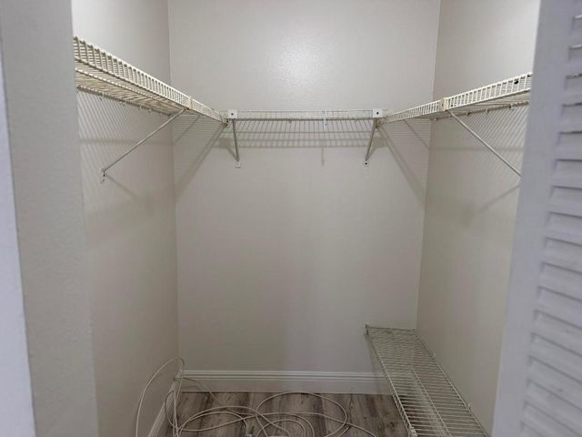 400 Village Green Circle W 304, Palm Springs, FL 33461