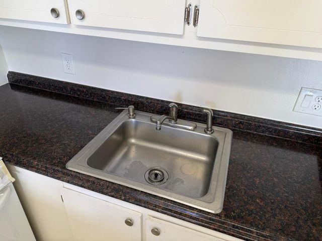 400 Village Green Circle W 304, Palm Springs, FL 33461