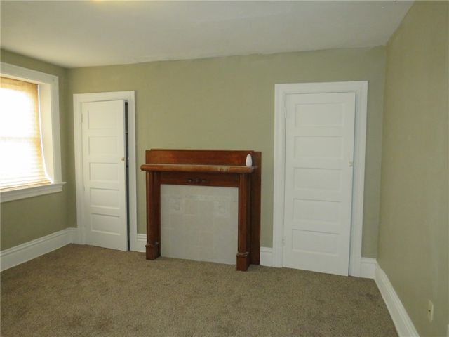 4829 Lougean Ave, Lincoln Place, PA 15207