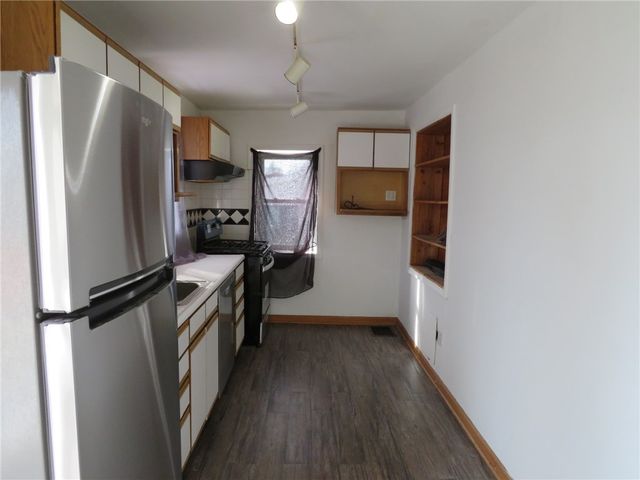 4829 Lougean Ave, Lincoln Place, PA 15207