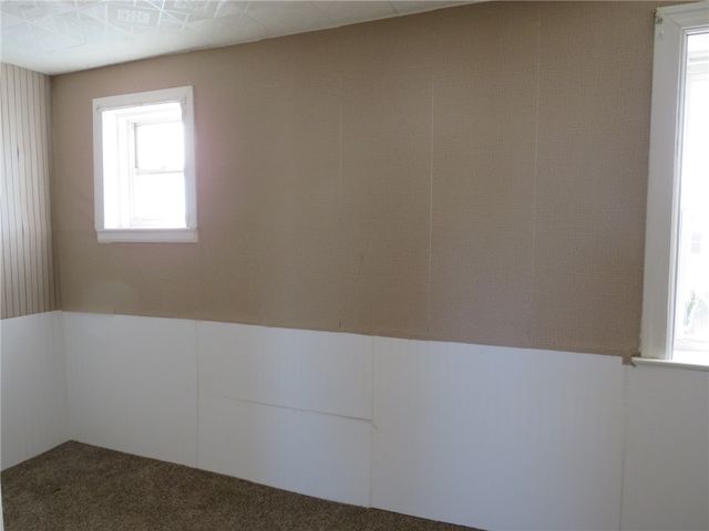 4829 Lougean Ave, Lincoln Place, PA 15207