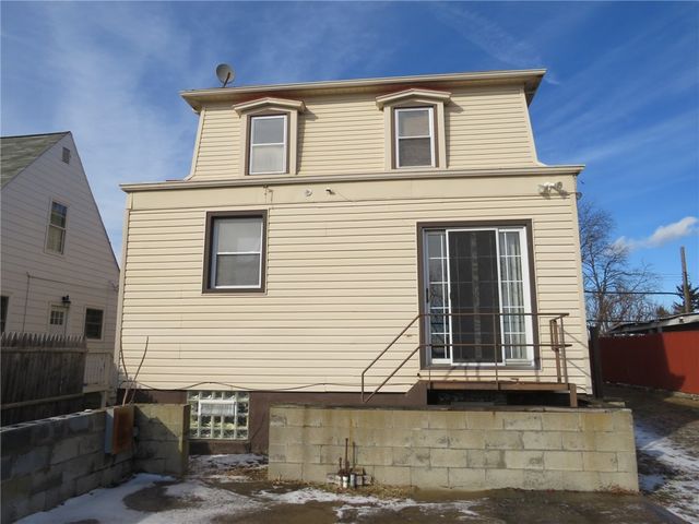 4829 Lougean Ave, Lincoln Place, PA 15207