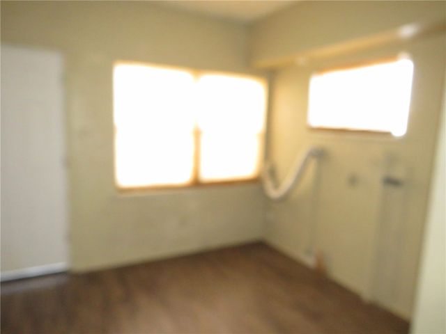 4829 Lougean Ave, Lincoln Place, PA 15207