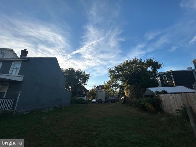 208 S 3RD ST, Darby, PA 19023