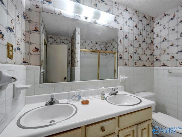 903 Lane Drive SE, Huntsville, AL 35803