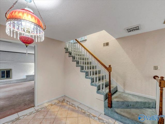 903 Lane Drive SE, Huntsville, AL 35803