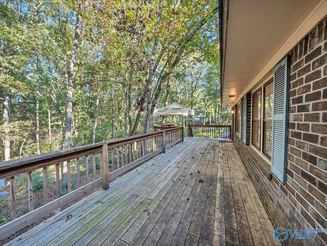 903 Lane Drive SE, Huntsville, AL 35803