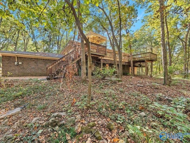 903 Lane Drive SE, Huntsville, AL 35803