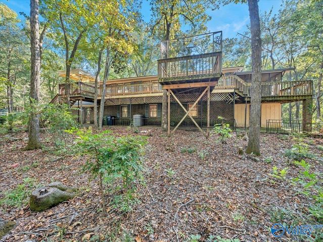 903 Lane Drive SE, Huntsville, AL 35803