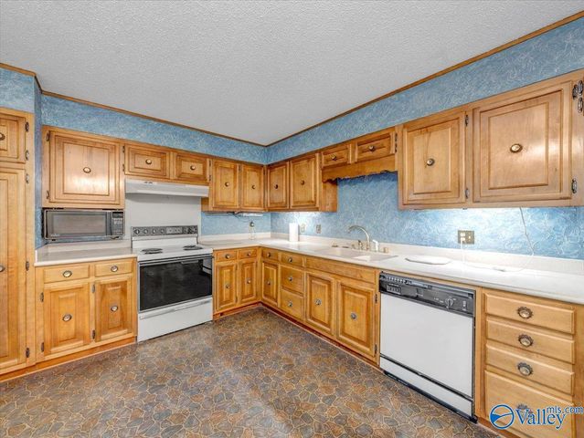 903 Lane Drive SE, Huntsville, AL 35803