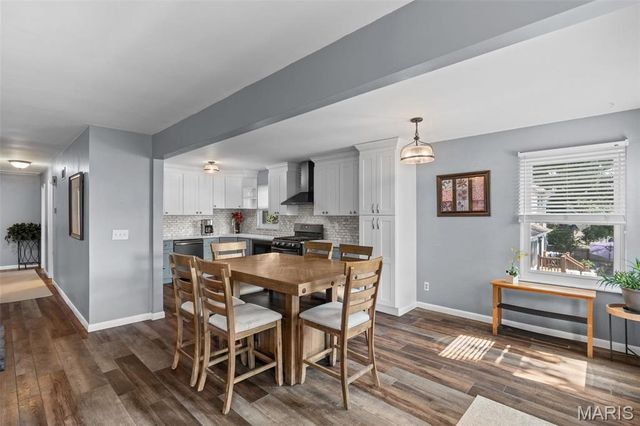 746 Galway Drive, Ballwin, MO 63021