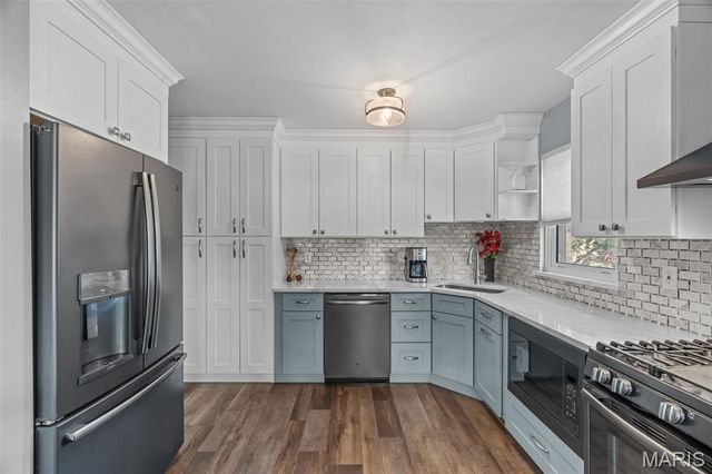 746 Galway Drive, Ballwin, MO 63021