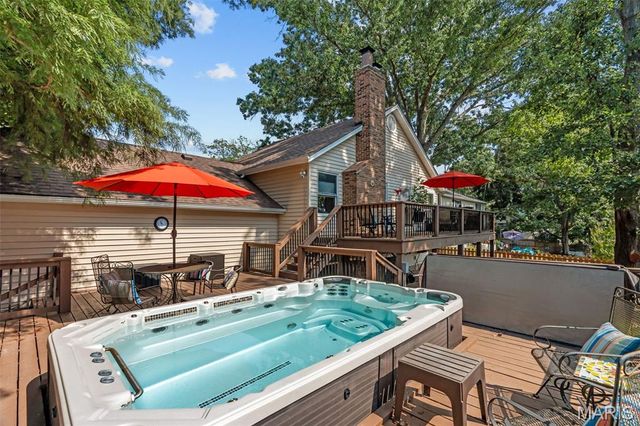 746 Galway Drive, Ballwin, MO 63021