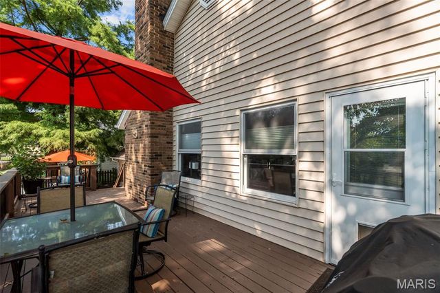 746 Galway Drive, Ballwin, MO 63021