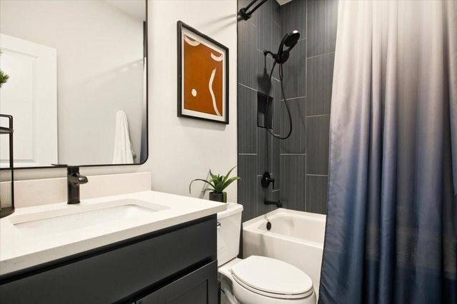 6410 Wallace Farms Drive, Cumming, GA 30028