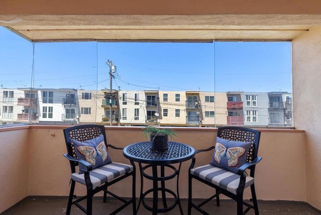 405 91st Street 10, Daly City, CA 94015
