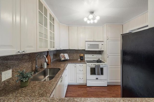 405 91st Street 10, Daly City, CA 94015