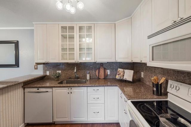405 91st Street 10, Daly City, CA 94015