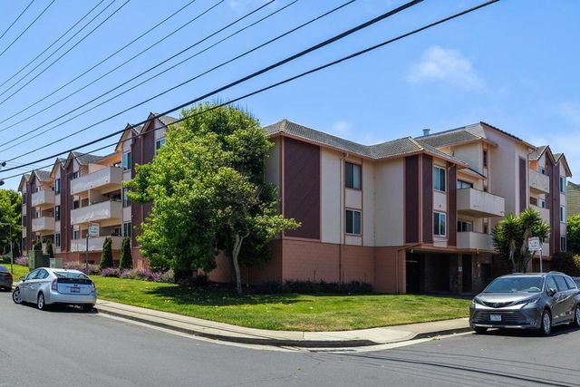 405 91st Street 10, Daly City, CA 94015