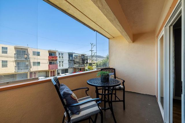 405 91st Street 10, Daly City, CA 94015