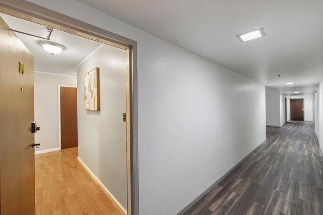 405 91st Street 10, Daly City, CA 94015