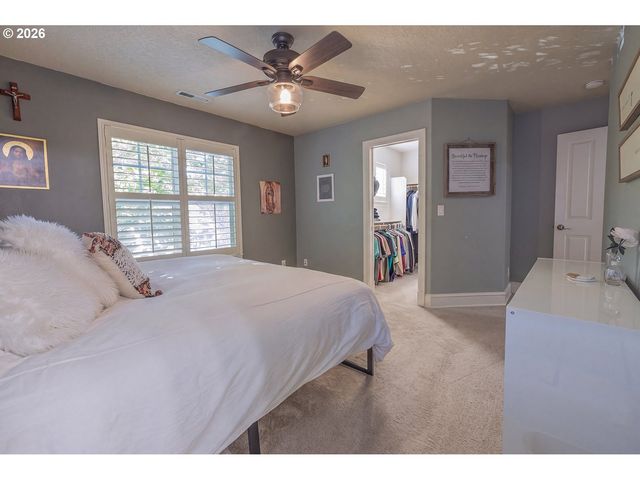 17323 Sw MONTAGUE Way, Portland, OR 97224