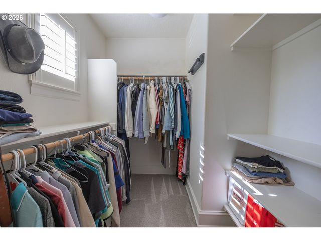 17323 Sw MONTAGUE Way, Portland, OR 97224