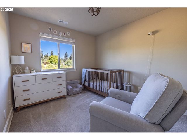 17323 Sw MONTAGUE Way, Portland, OR 97224