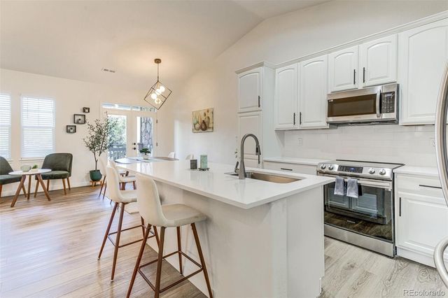 23043 E Ontario Drive 105, Aurora, CO 80016