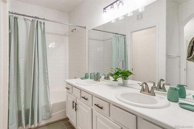 23043 E Ontario Drive 105, Aurora, CO 80016