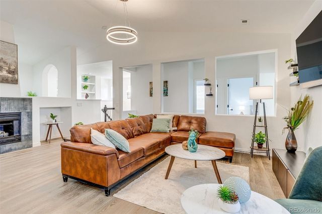 23043 E Ontario Drive 105, Aurora, CO 80016