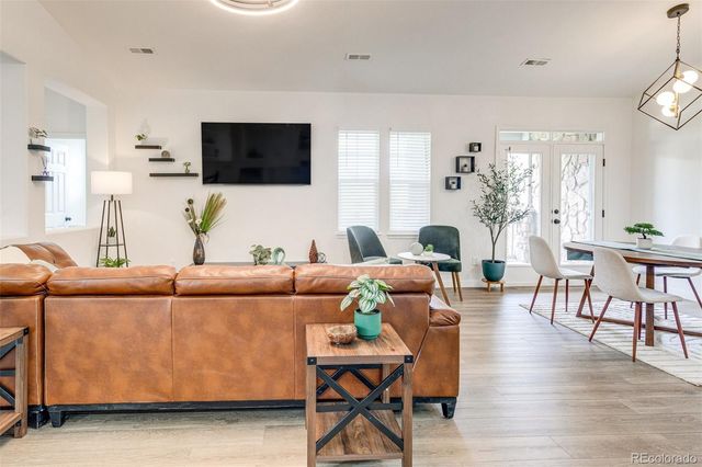 23043 E Ontario Drive 105, Aurora, CO 80016