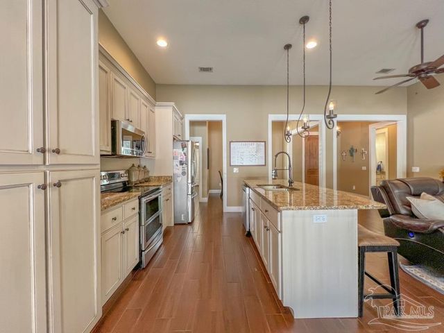 3215 Glen Coe Ct, Milton, FL 32583