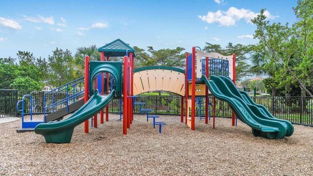 1945 NW Cataluna Circle, Port St. Lucie, FL 34986