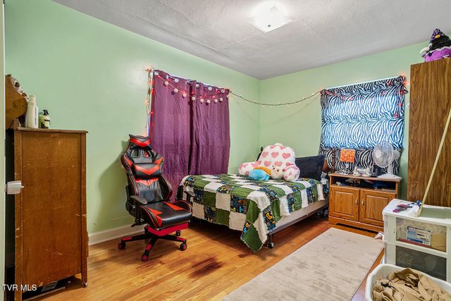 200 Fairacres Drive, Bristol, TN 37620