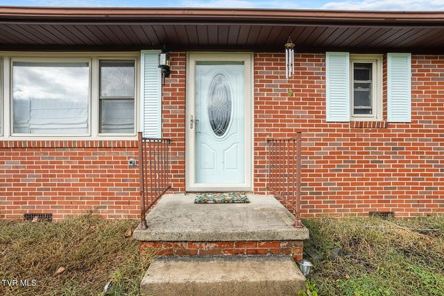 200 Fairacres Drive, Bristol, TN 37620